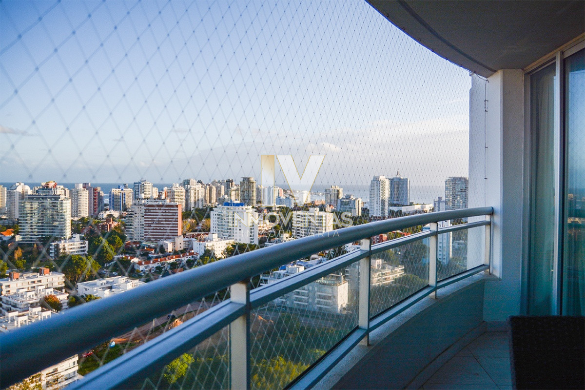 Apartamento ID.4734 - Apartamento de 2 dormitorios en Roosevelt - Punta del Este