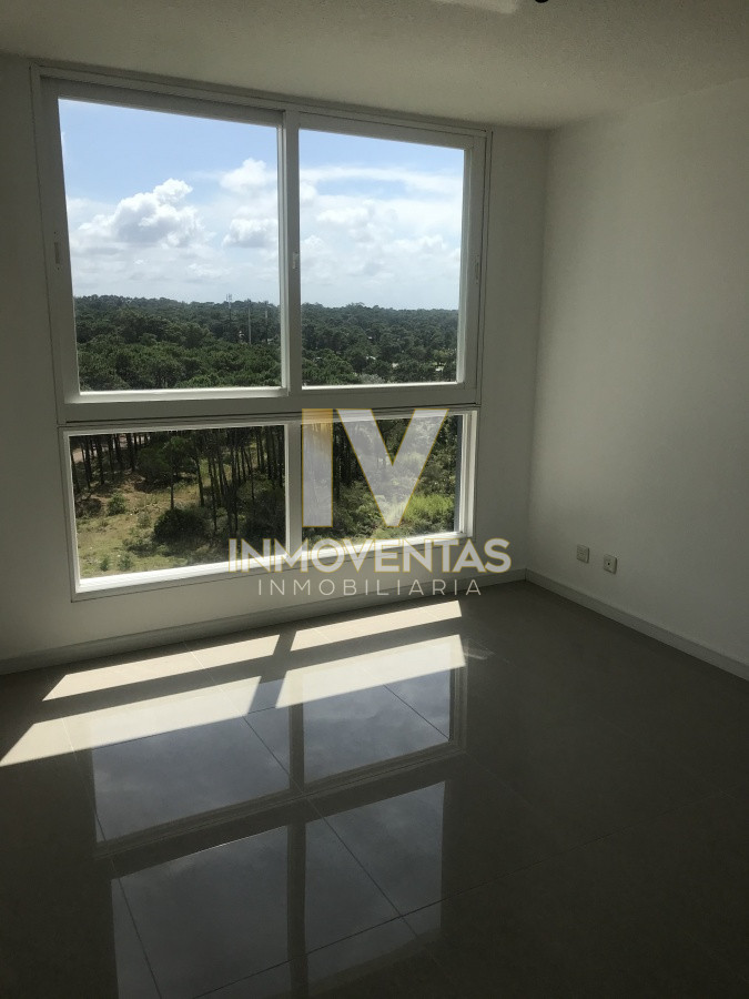 Apartamento ID.4701 - Apartamento en venta de 1 dormitorio En Punta Del Este 