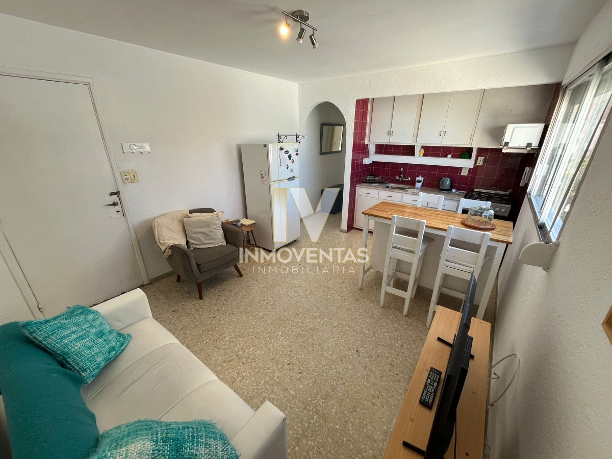 Apartamento ID.4110 - Apartamento en venta de 1 dormitorio en Peninsula, Punta del Este