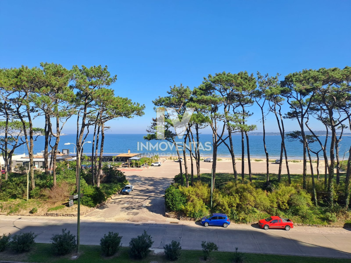 Apartamento ID.4528 - Apartamento en Venta de 2 dormitorios en Edificio I´marangatu, Playa Mansa , Punta del Este