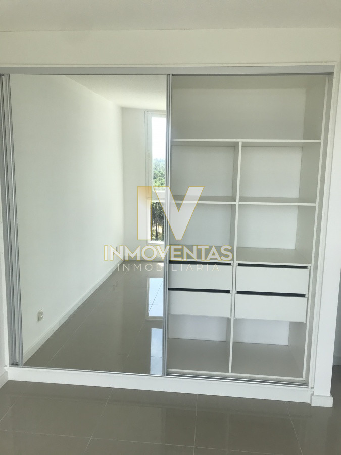 Apartamento ID.4701 - Apartamento en venta de 1 dormitorio En Punta Del Este 