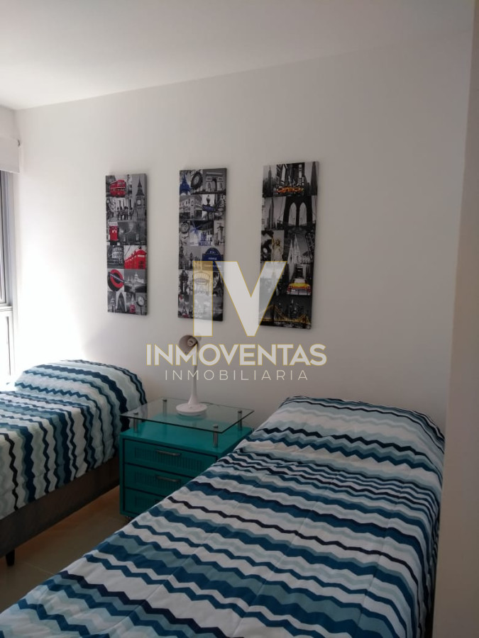 Apartamento ID.4611 - Vende apartamento de 2 dormitorios y medio, Punta del Este 