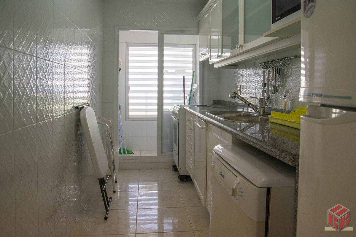 Apartamento ID.8910 - Departamento de 3 dormitorios en venta frente a Playa Mansa, Coral Tower