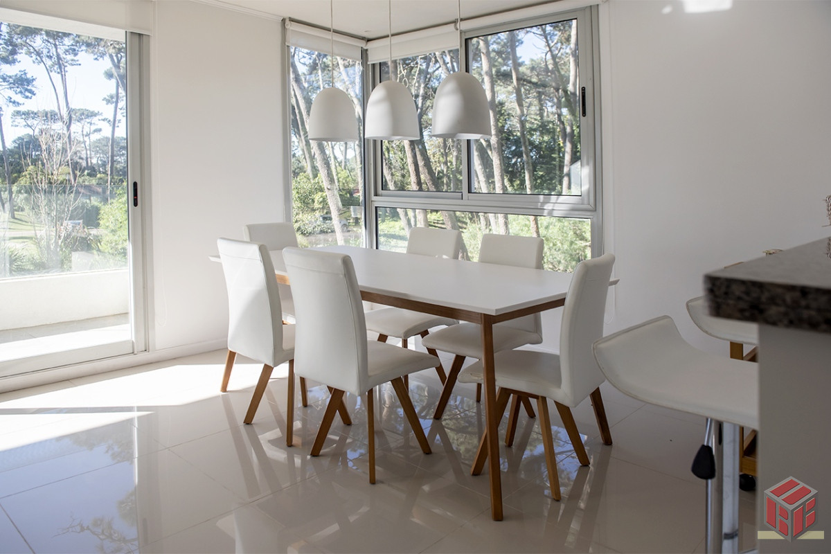 Apartamento ID.8987 - Apartamento en venta en Avenue Roosevelt, 2 dormitorios, bajos gastos comunes 