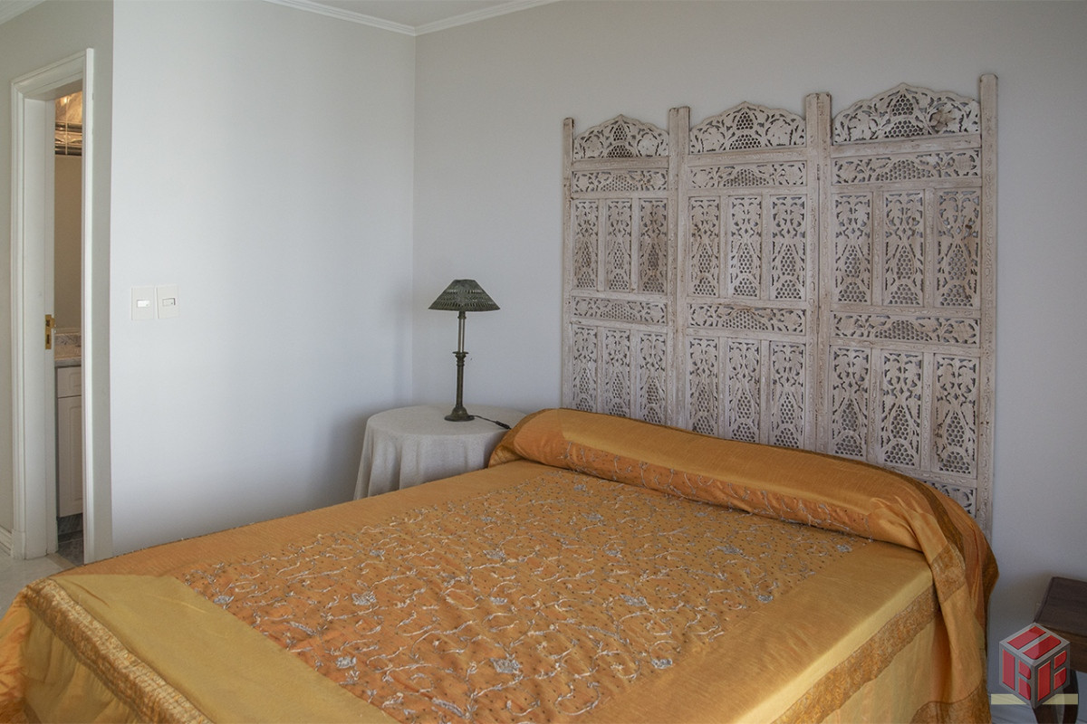 Apartamento ID.8910 - Departamento de 3 dormitorios en venta frente a Playa Mansa, Coral Tower