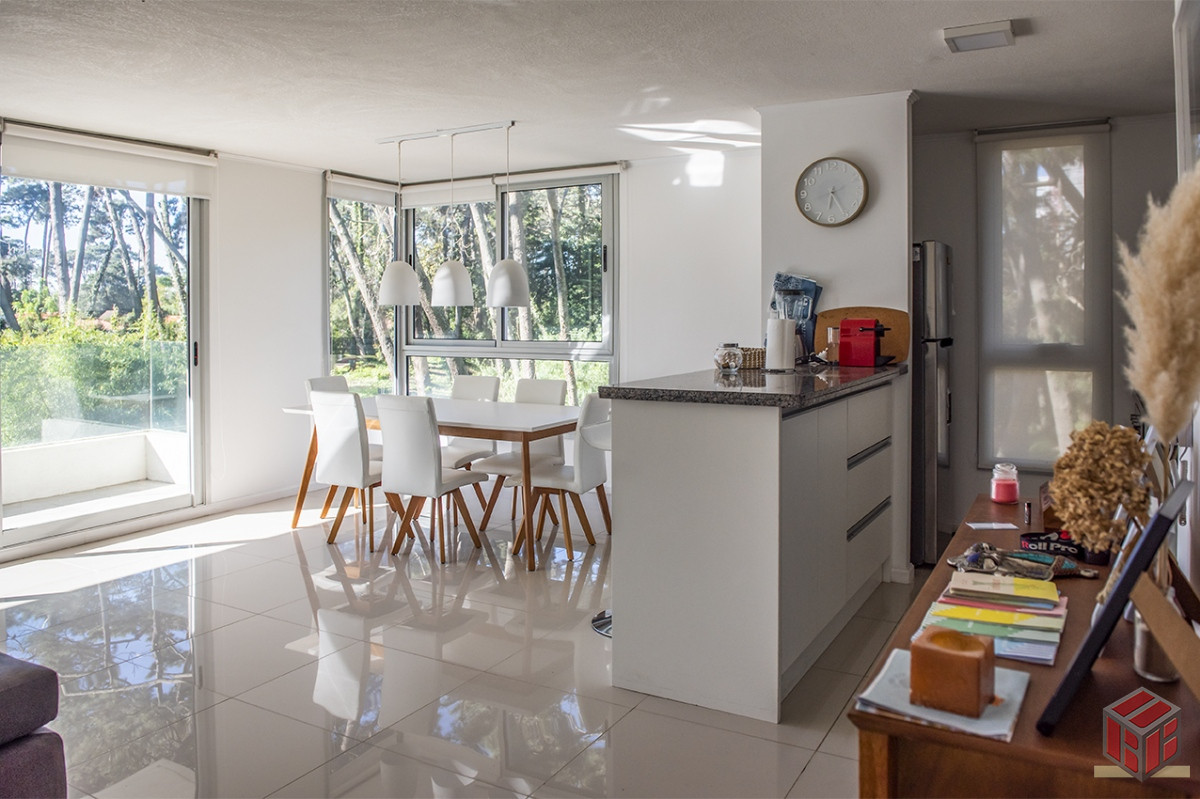 Apartamento ID.8987 - Apartamento en venta en Avenue Roosevelt, 2 dormitorios, bajos gastos comunes 