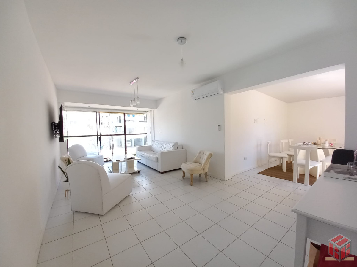 Apartamento ID.8846 - Apartamento  en Venta de 2 dormitorios en Peninsula , Punta del este 