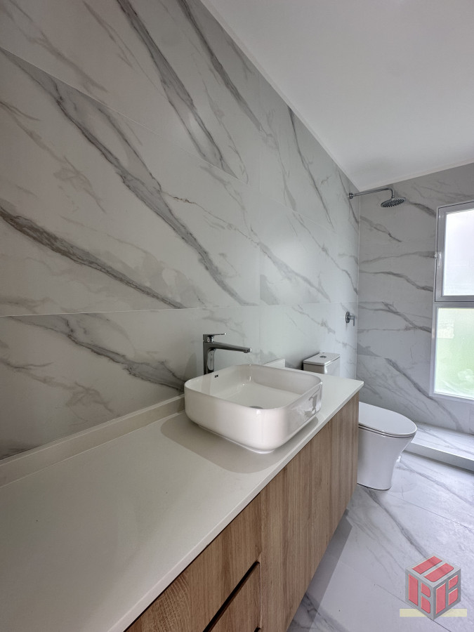 Casa ID.9052 - Vende casa de 3 dormitorios a estrenar, Punta del Este