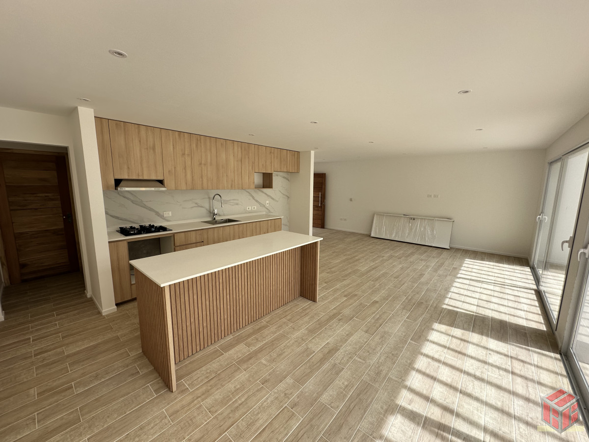 Casa ID.9052 - Vende casa de 3 dormitorios a estrenar, Punta del Este