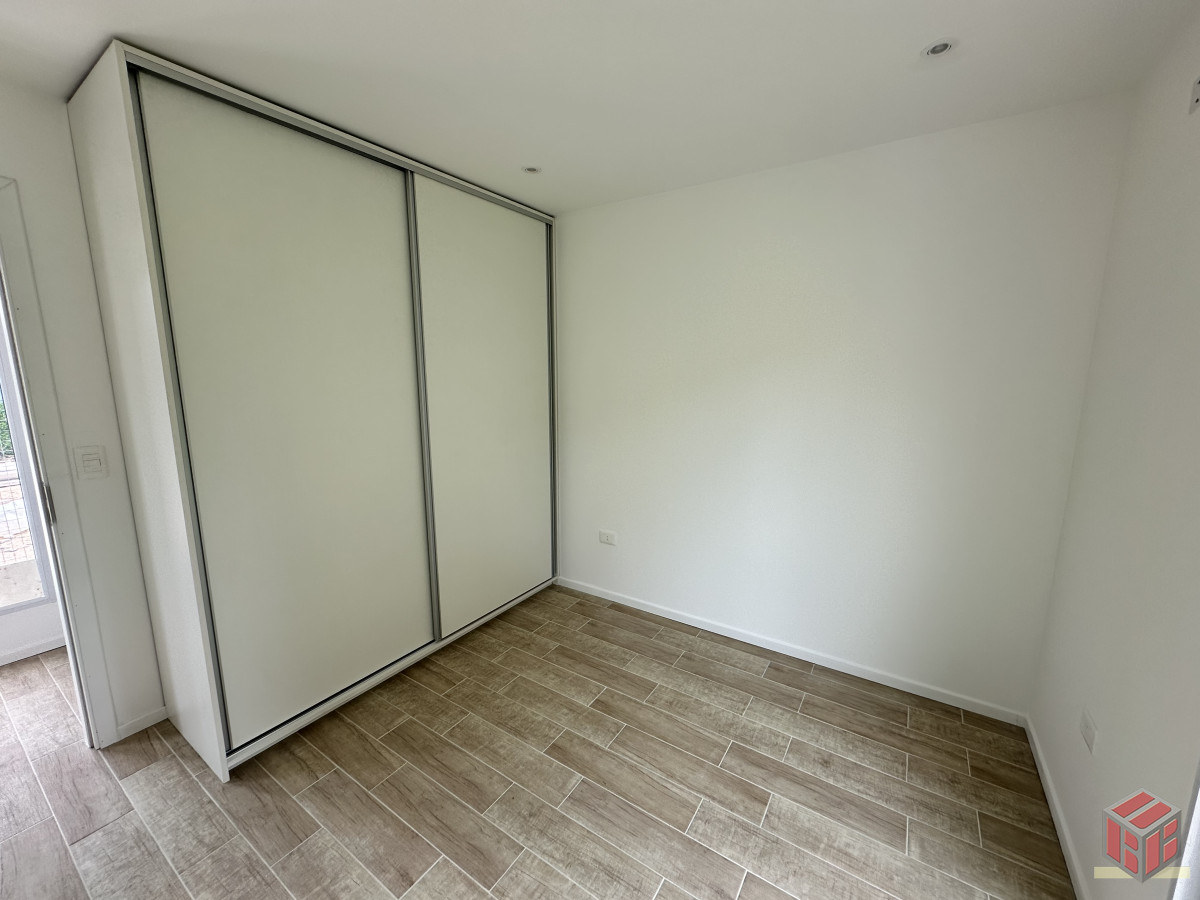 Casa ID.9052 - Vende casa de 3 dormitorios a estrenar, Punta del Este