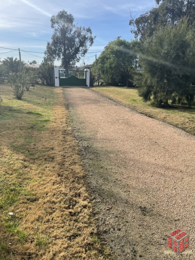 Chacra ID.8892 - Vende Chacra amplio, con casa de 3 dormitorios en Camino de los Ceibos, San Carlos.