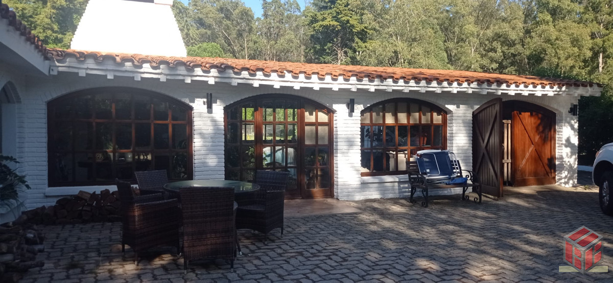 Chacra ID.8892 - Vende Chacra amplio, con casa de 3 dormitorios en Camino de los Ceibos, San Carlos.