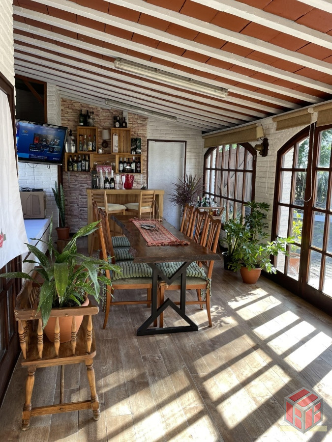 Chacra ID.8892 - Vende Chacra amplio, con casa de 3 dormitorios en Camino de los Ceibos, San Carlos.