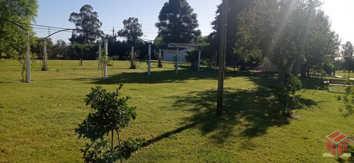 Chacra ID.8892 - Vende Chacra amplio, con casa de 3 dormitorios en Camino de los Ceibos, San Carlos.