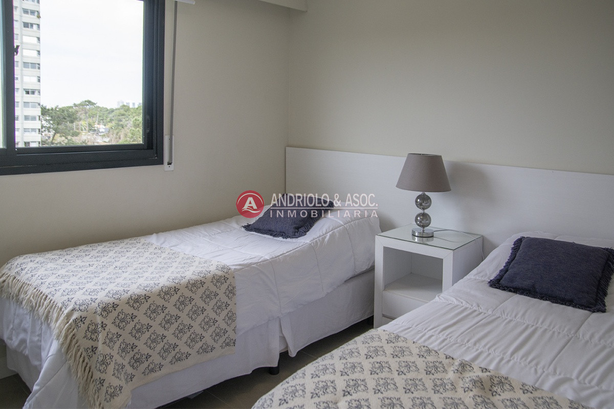 Apartamento ID.6714 - Departamento de 2 dormitorios en venta, Punta del Este