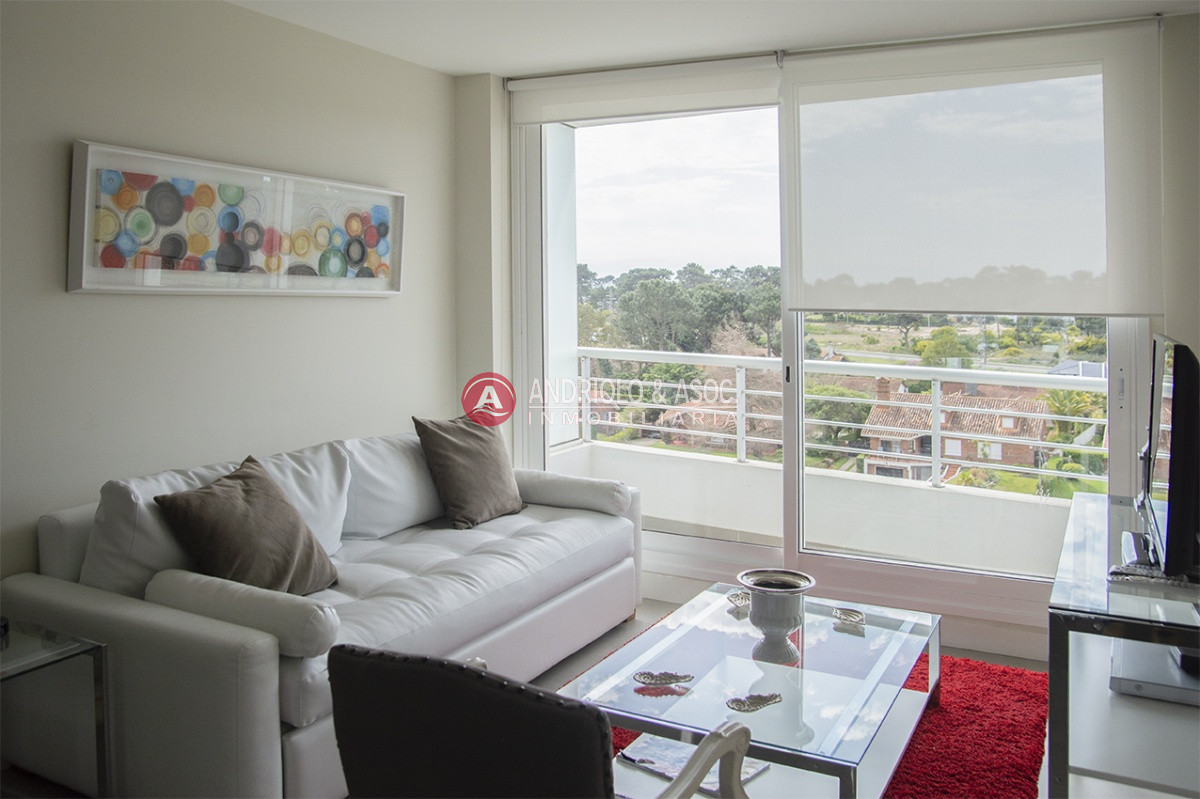 Apartamento ID.6714 - Departamento de 2 dormitorios en venta, Punta del Este