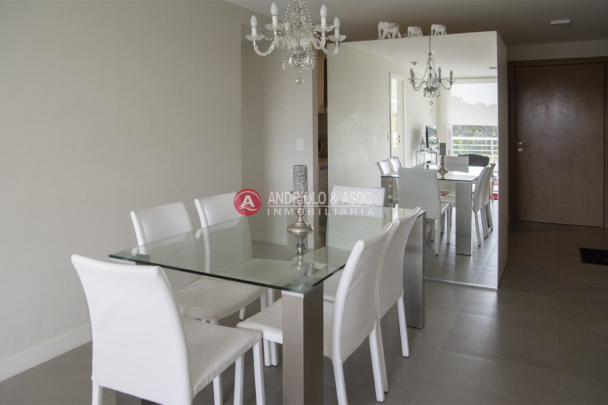 Apartamento ID.6714 - Departamento de 2 dormitorios en venta, Punta del Este