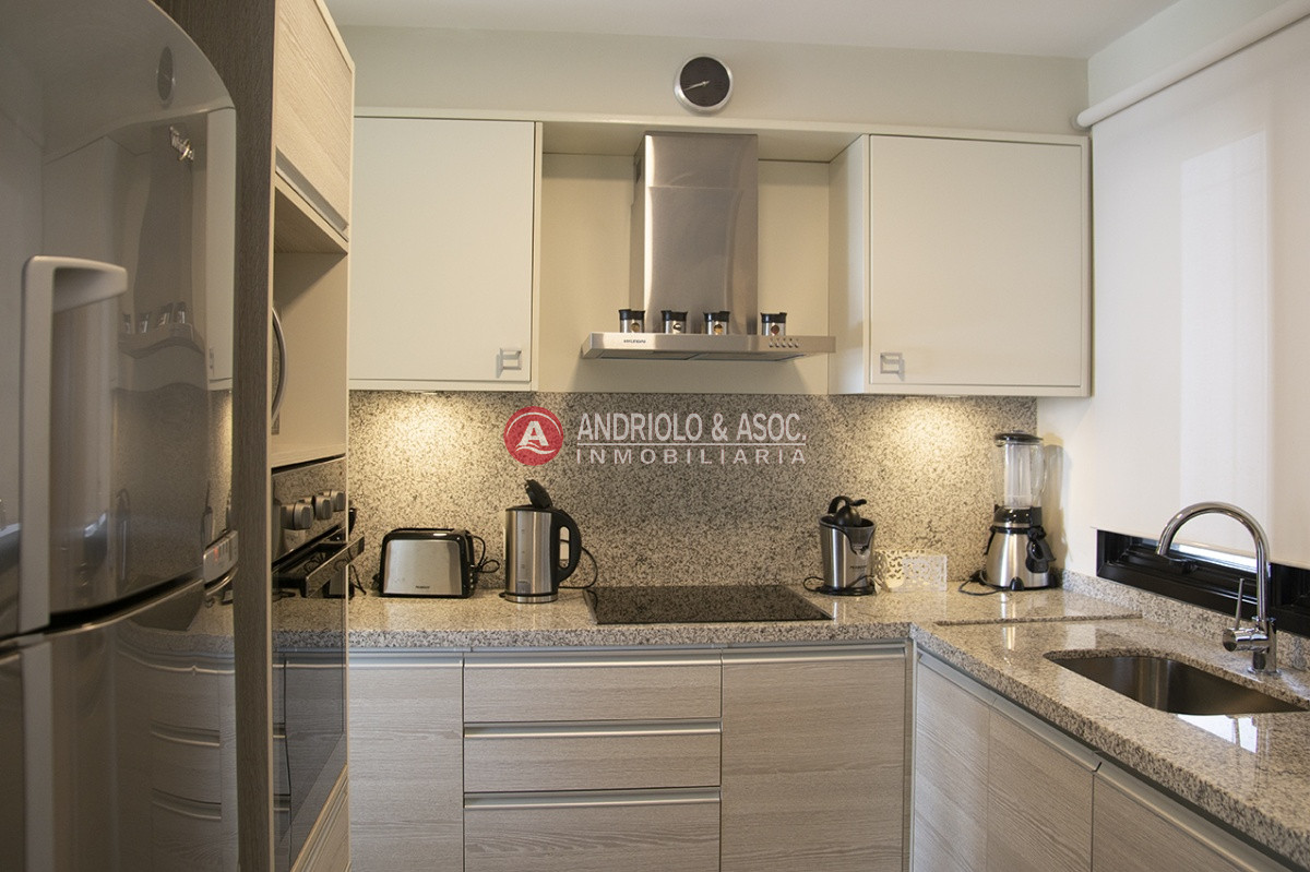 Apartamento ID.6714 - Departamento de 2 dormitorios en venta, Punta del Este