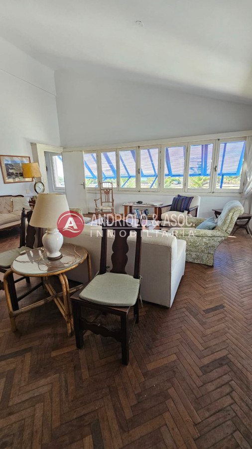 Casa ID.6708 - Importante residencia frente al mar 