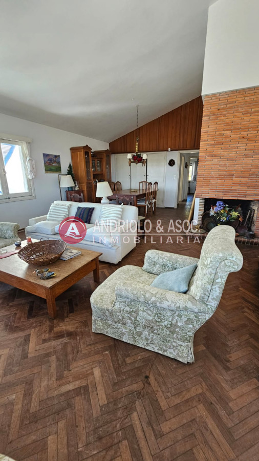 Casa ID.6708 - Importante residencia frente al mar 