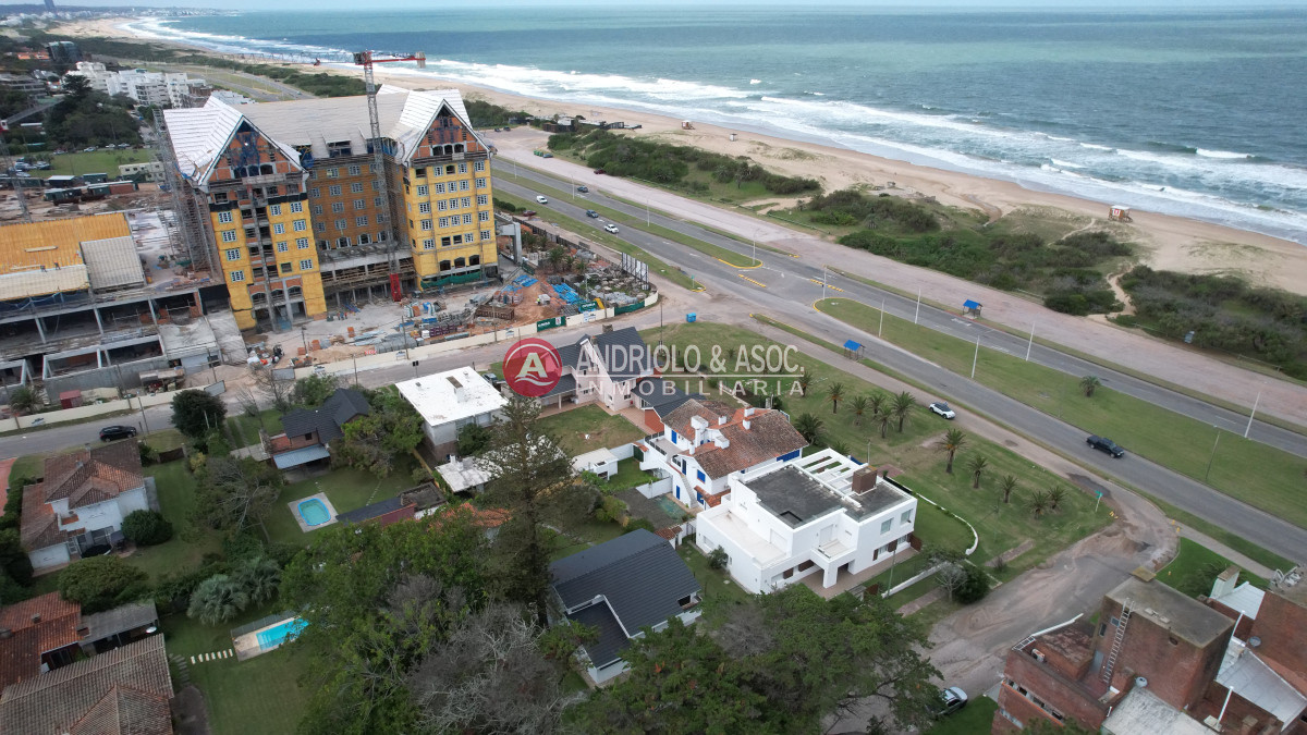 Casa ID.6708 - Importante residencia frente al mar 