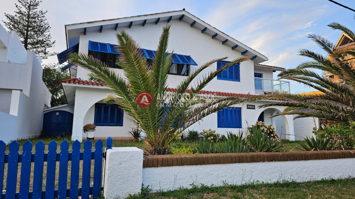 Casa ID.6708 - Importante residencia frente al mar 
