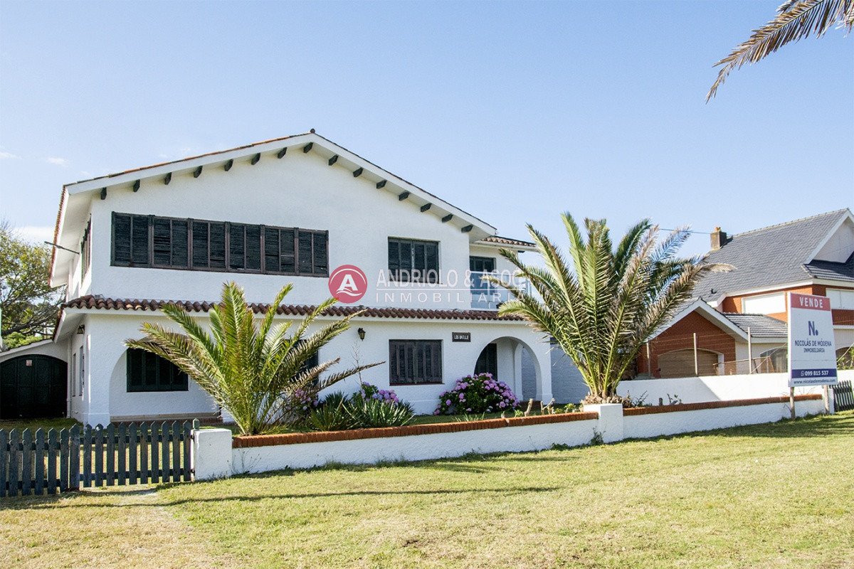 Casa ID.6708 - Importante residencia frente al mar 