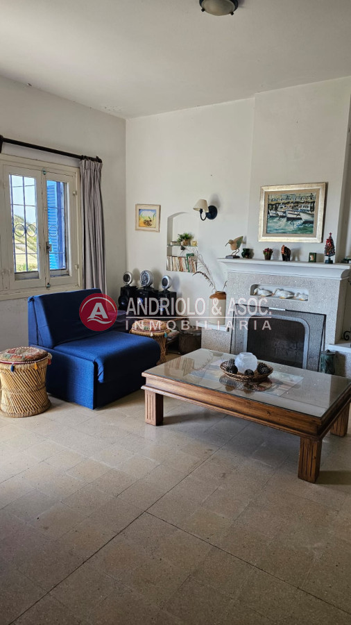 Casa ID.6708 - Importante residencia frente al mar 
