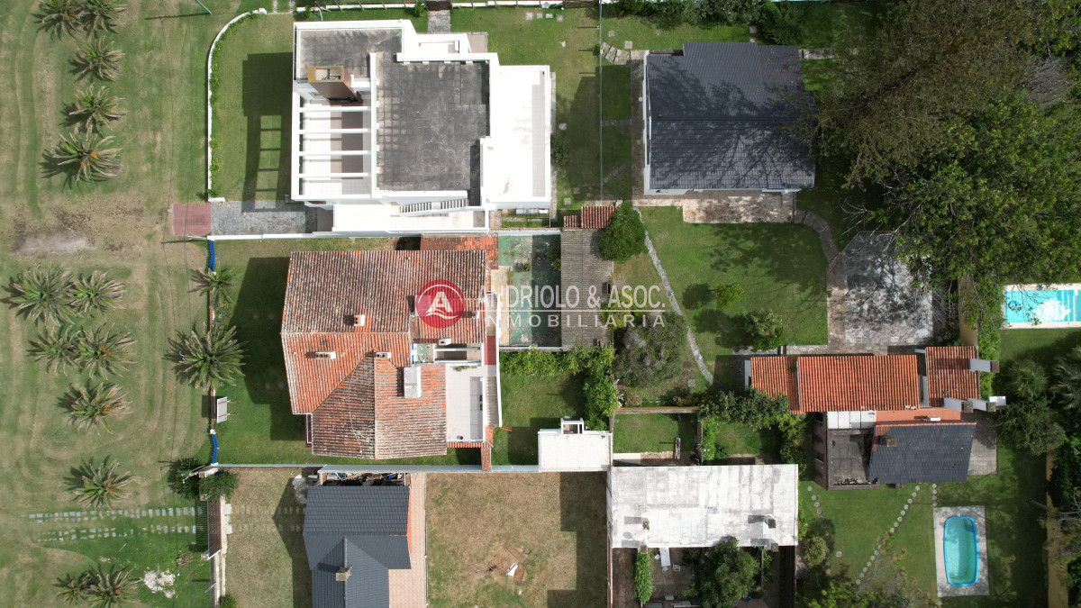 Casa ID.6708 - Importante residencia frente al mar 