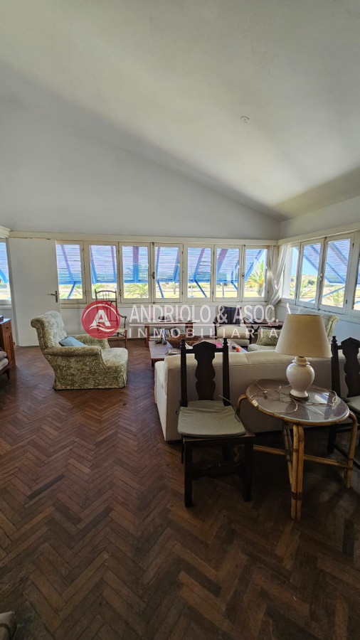 Casa ID.6708 - Importante residencia frente al mar 