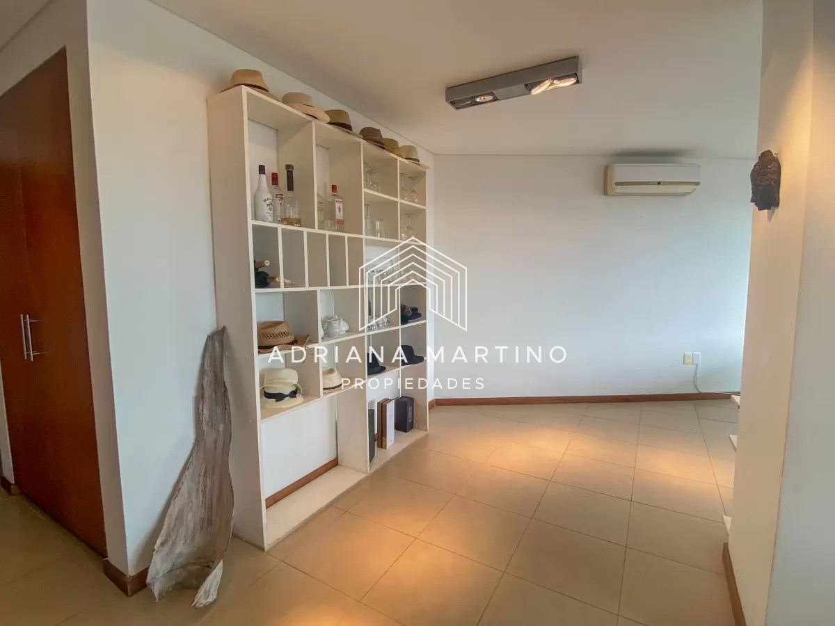 Apartamento ID.71091 - Impecable departamento, comodo e iluminado.