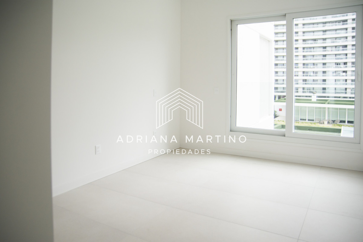 Apartamento ID.71628 - Vistas panoramicas de Playa Brava, Departamento de 3 dormitorios en venta. Torre Le Parc