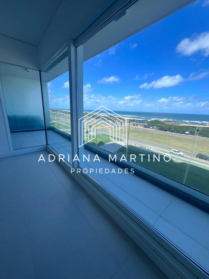 Apartamento ID.71628 - Vistas panoramicas de Playa Brava, Departamento de 3 dormitorios en venta. Torre Le Parc