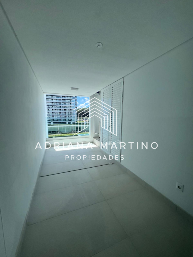 Apartamento ID.71628 - Vistas panoramicas de Playa Brava, Departamento de 3 dormitorios en venta. Torre Le Parc