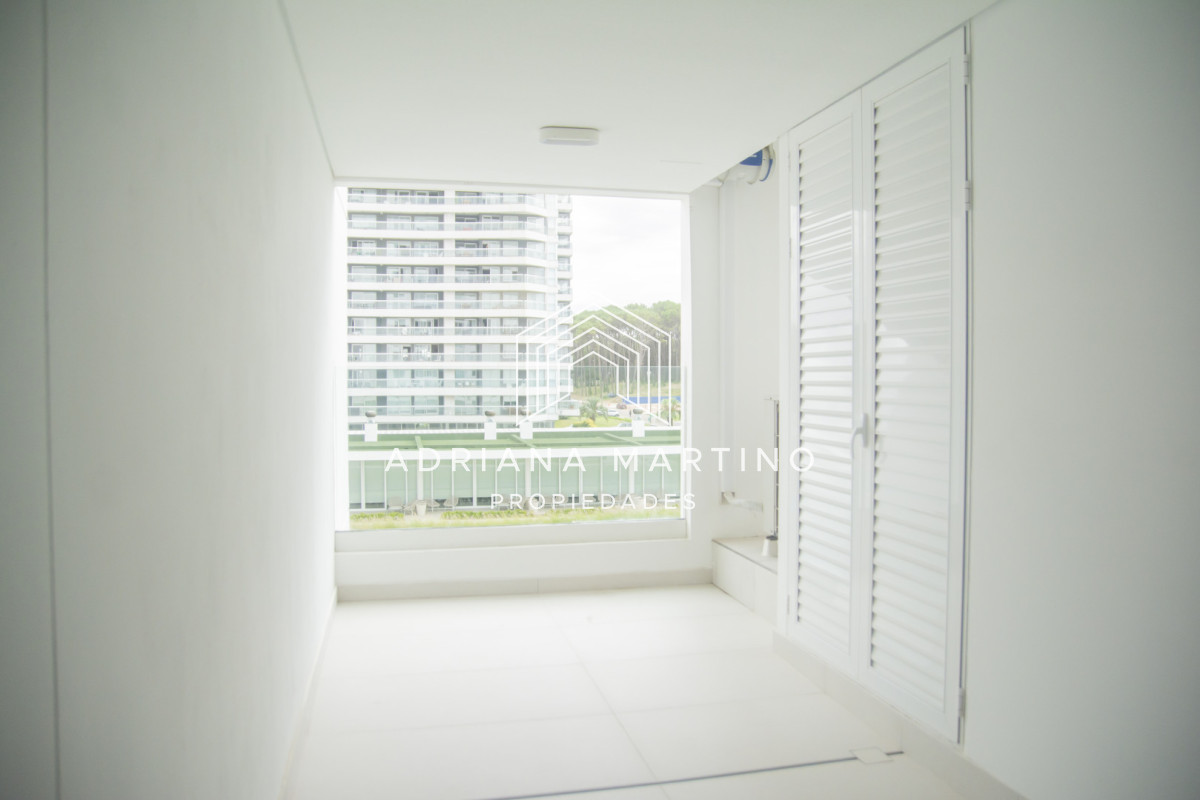 Apartamento ID.71628 - Vistas panoramicas de Playa Brava, Departamento de 3 dormitorios en venta. Torre Le Parc