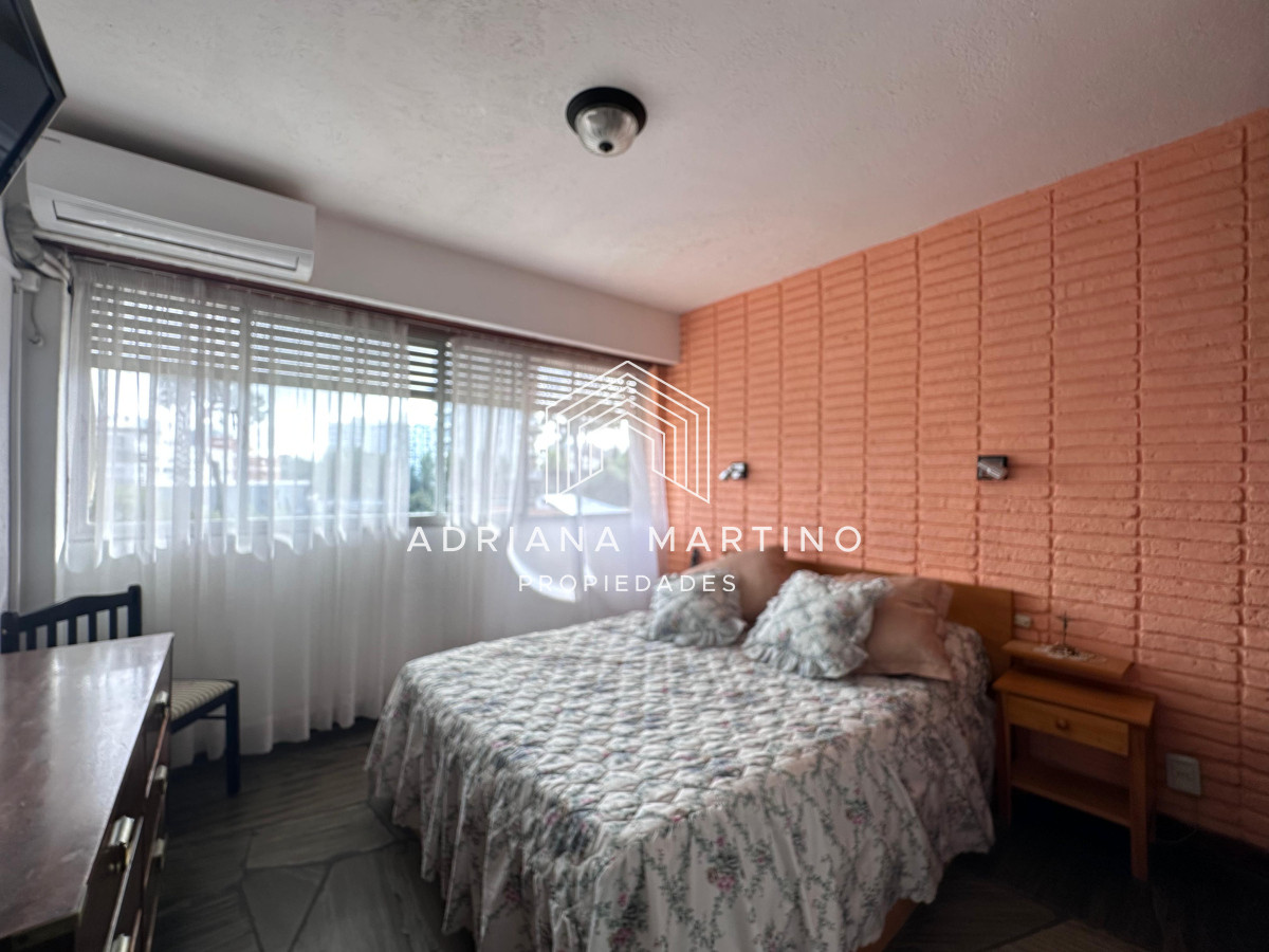 Apartamento ID.71398 - Departamento de 2 dormitorios con 2 baños en venta