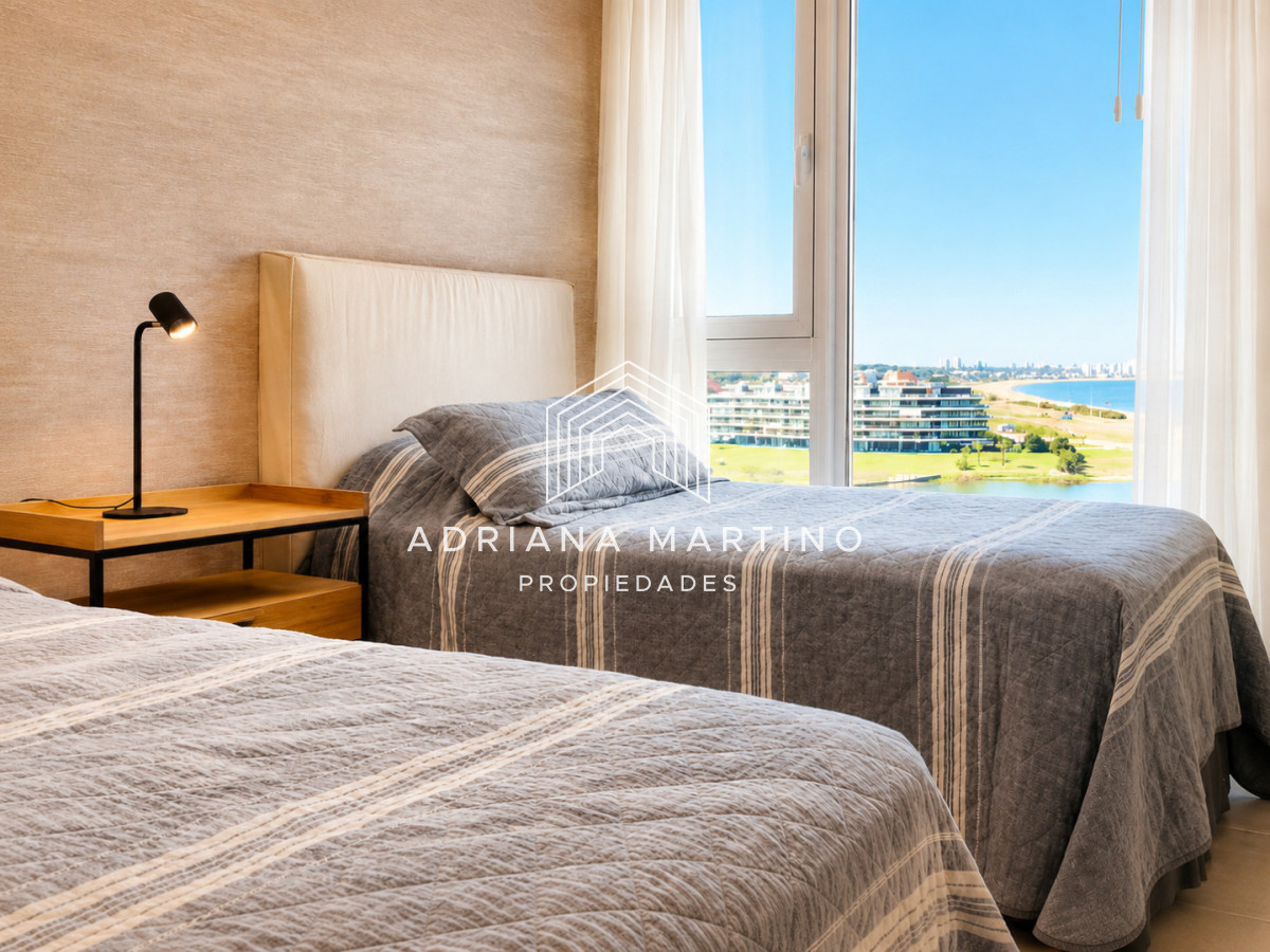 Apartamento ID.71099 - Vende apartamento con vista al mar de 3 suites, en Mansa- Punta del Este.