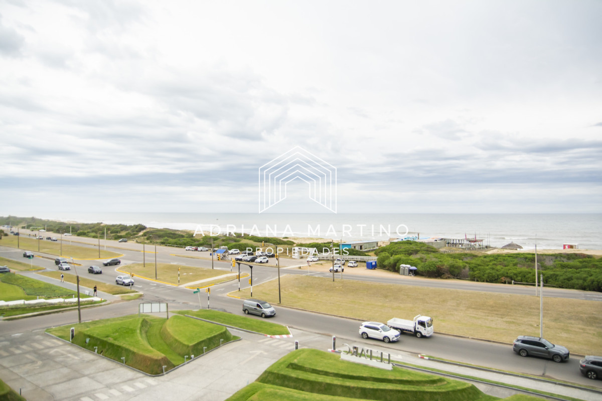 Apartamento ID.71628 - Vistas panoramicas de Playa Brava, Departamento de 3 dormitorios en venta. Torre Le Parc