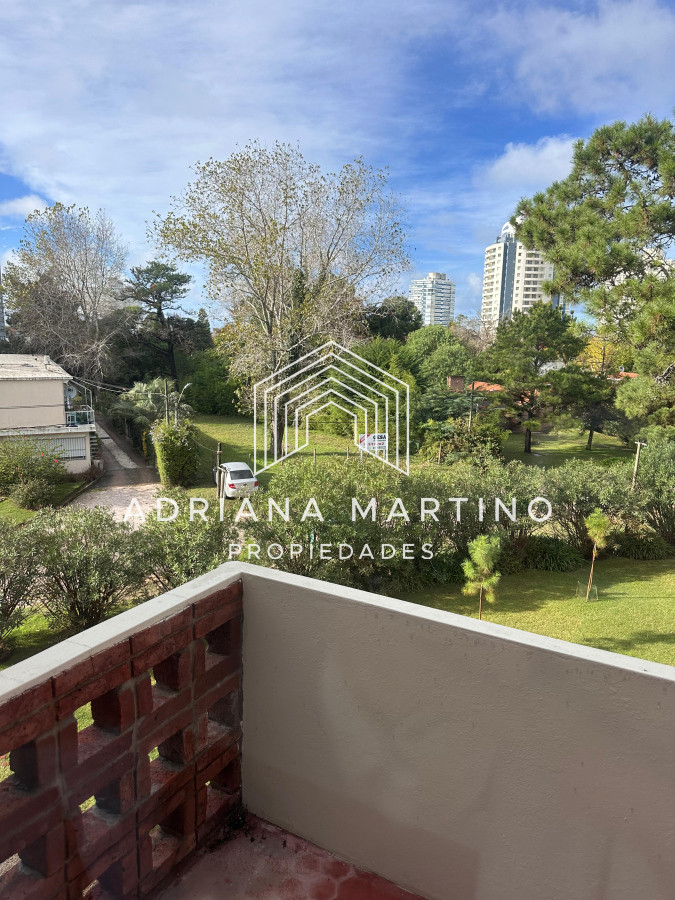 Apartamento ID.71398 - Departamento de 2 dormitorios con 2 baños en venta