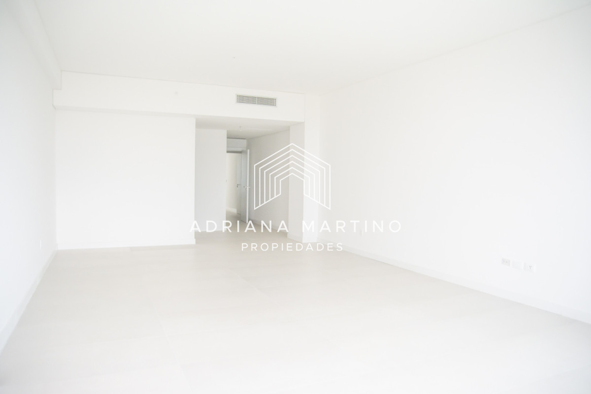 Apartamento ID.71628 - Vistas panoramicas de Playa Brava, Departamento de 3 dormitorios en venta. Torre Le Parc