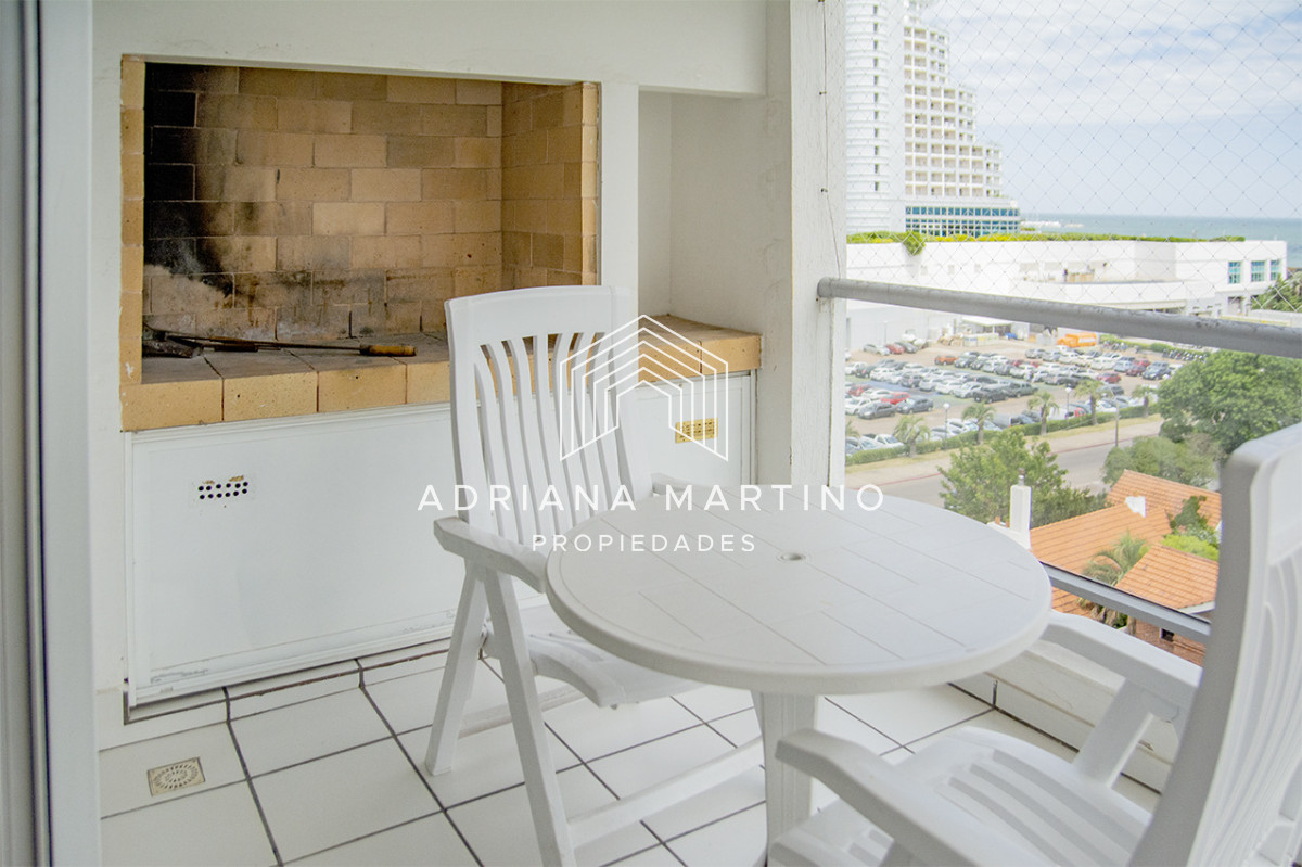 Apartamento ID.71630 - Apartamento de 3 dormitorios a la venta en playa Mansa Punta del Este