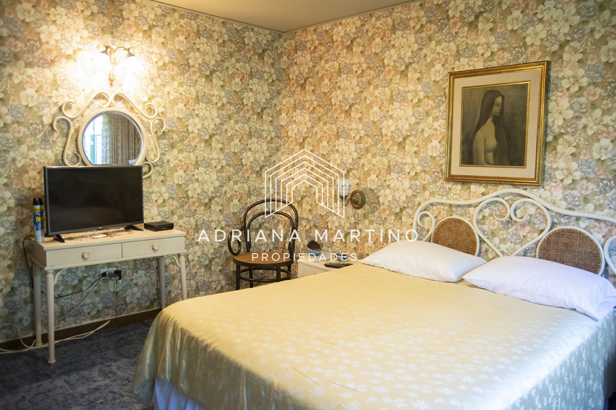 Casa ID.71581 - Hermosa casa en venta a pocos metros del mar.