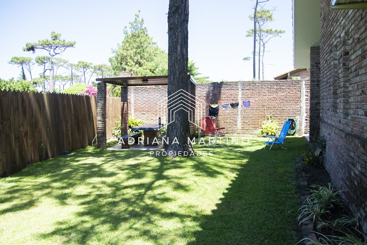 Casa ID.71581 - Hermosa casa en venta a pocos metros del mar.