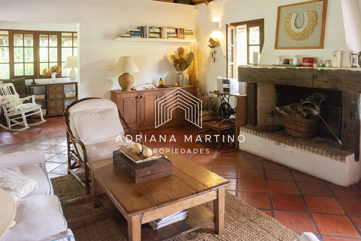 Casa ID.71736 - En venta casa de 1 dormitorio con dependencia en Cantegril
