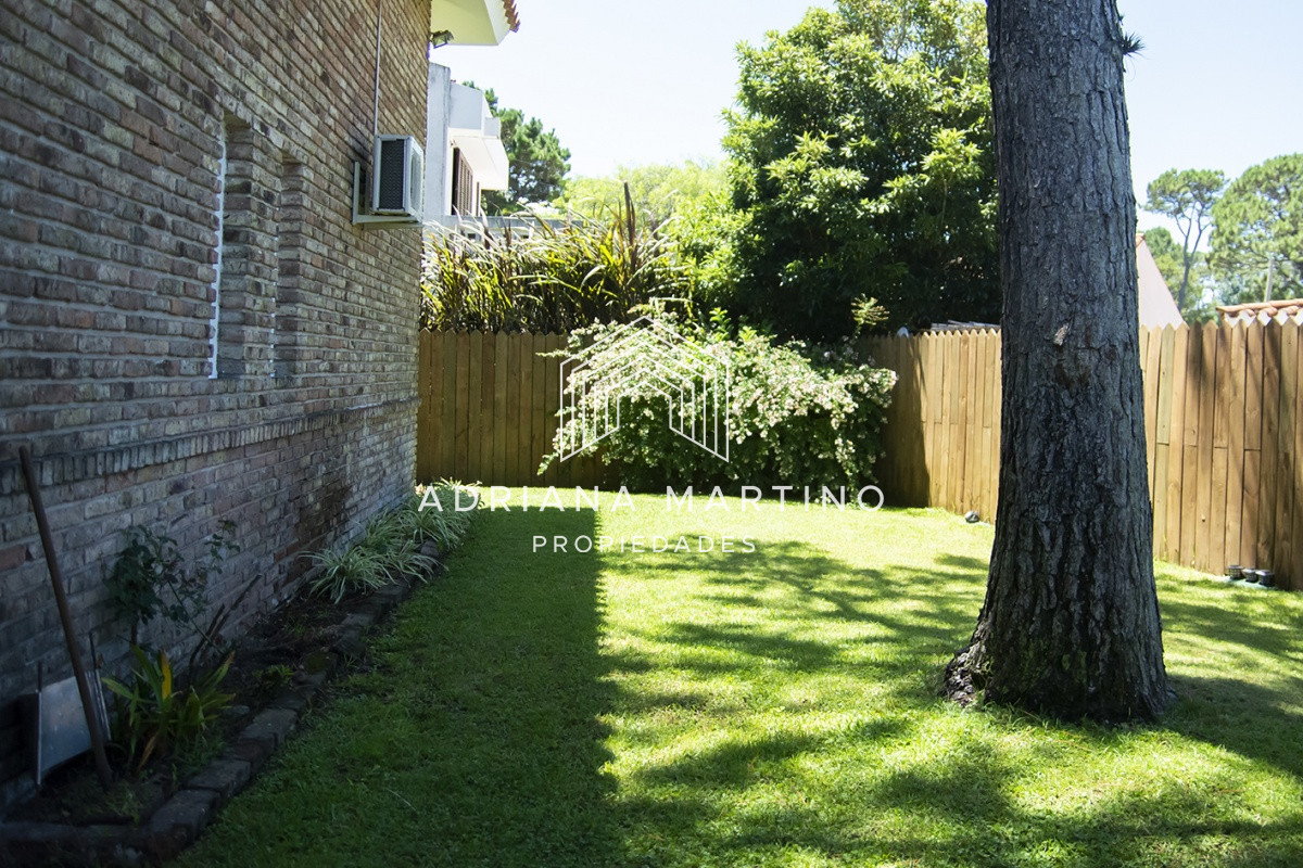 Casa ID.71581 - Hermosa casa en venta a pocos metros del mar.