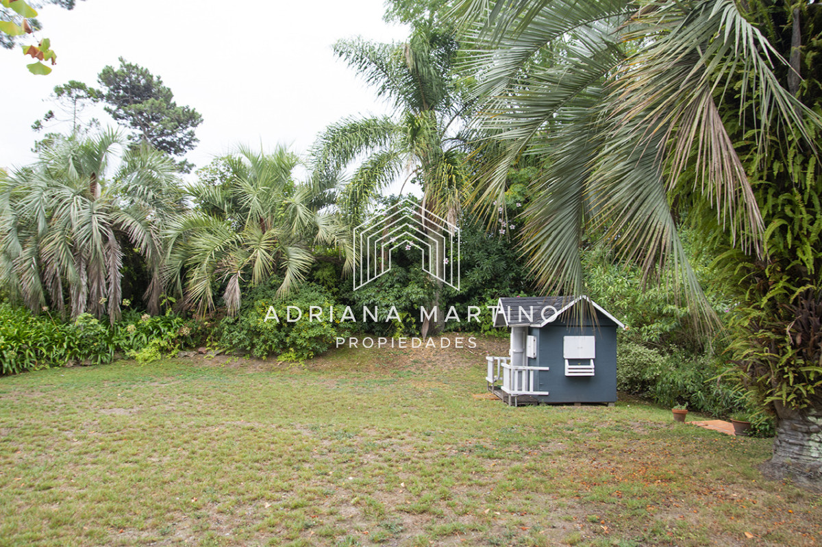 Casa ID.71736 - En venta casa de 1 dormitorio con dependencia en Cantegril