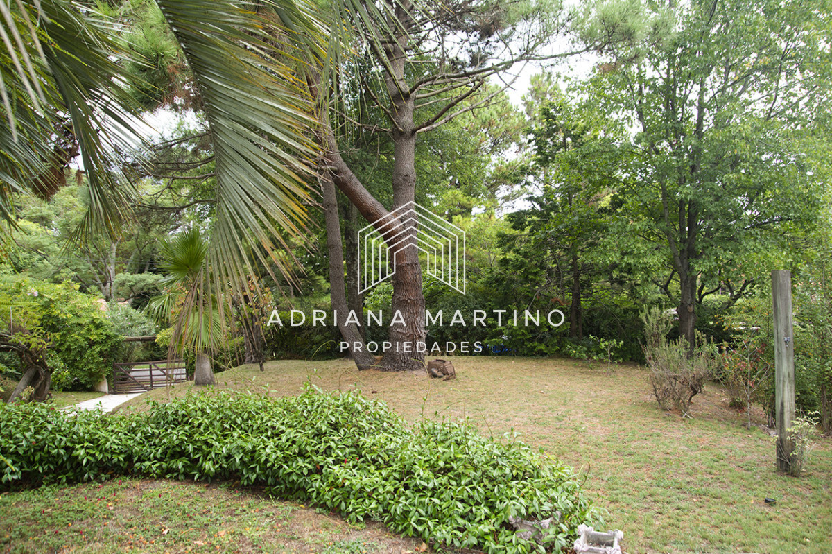 Casa ID.71736 - En venta casa de 1 dormitorio con dependencia en Cantegril