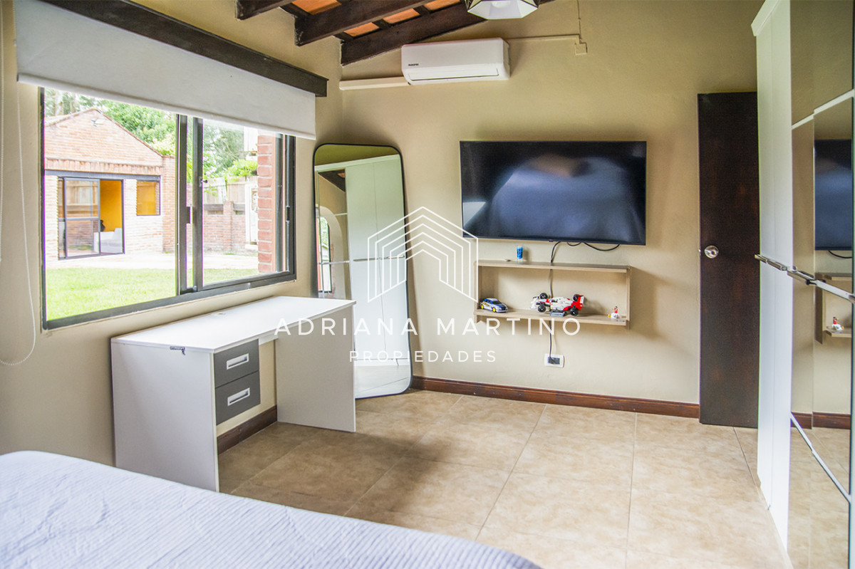 Casa ID.71705 - En venta casa de 3 Dormitorios en Jardines de Córdoba con Barbacoa 