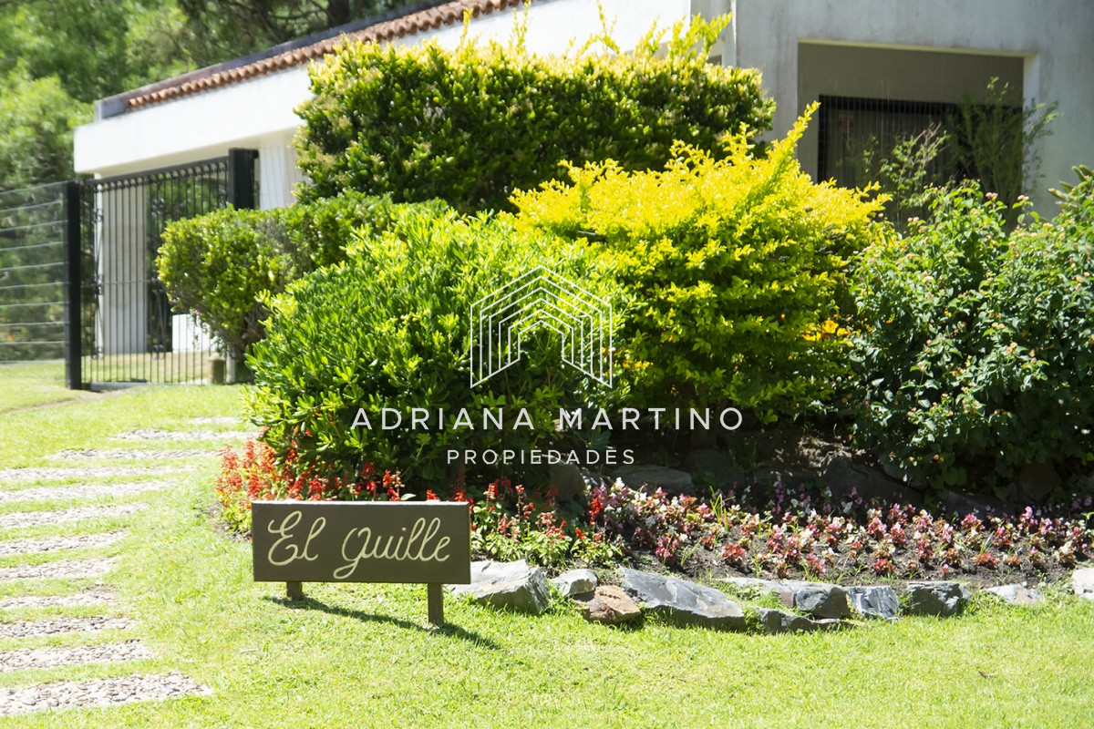 Casa ID.71581 - Hermosa casa en venta a pocos metros del mar.