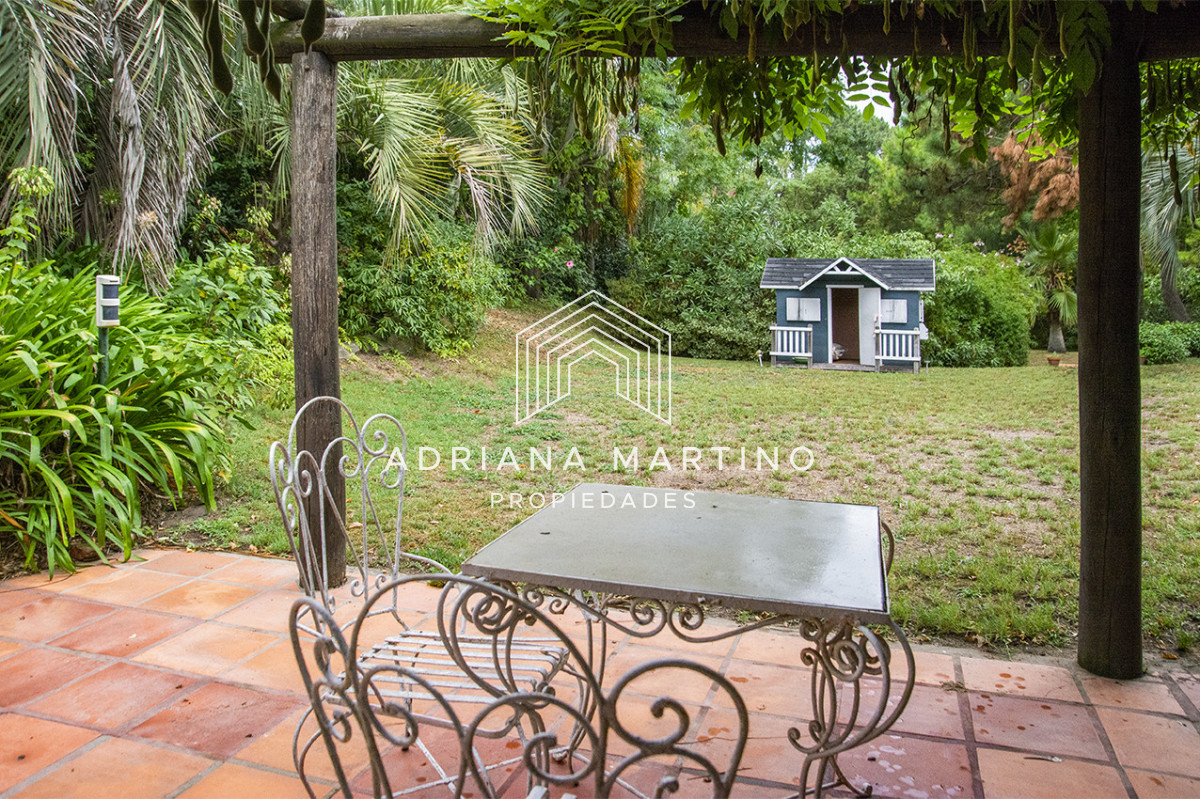 Casa ID.71736 - En venta casa de 1 dormitorio con dependencia en Cantegril